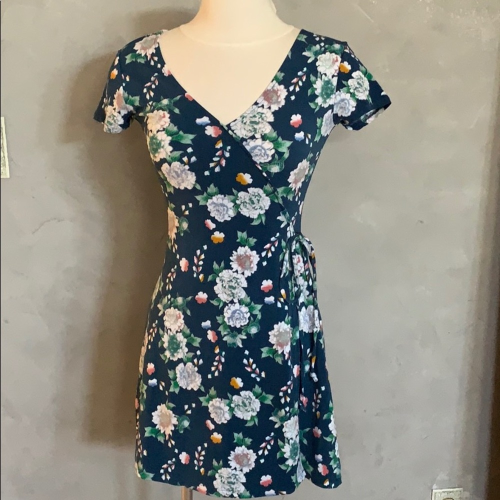 NWT Aeropostale Faux Wrap Dreas